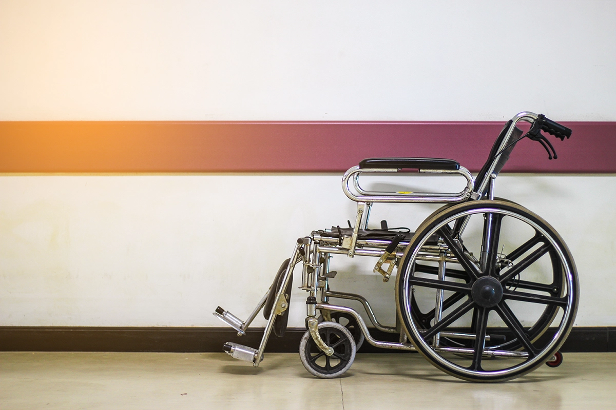 Invalidski vozički in sobna dvigala